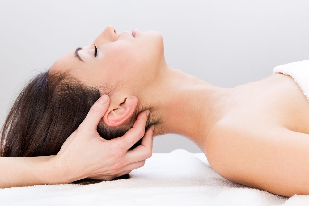 Pretty Woman enjoying  massage at beauty spa